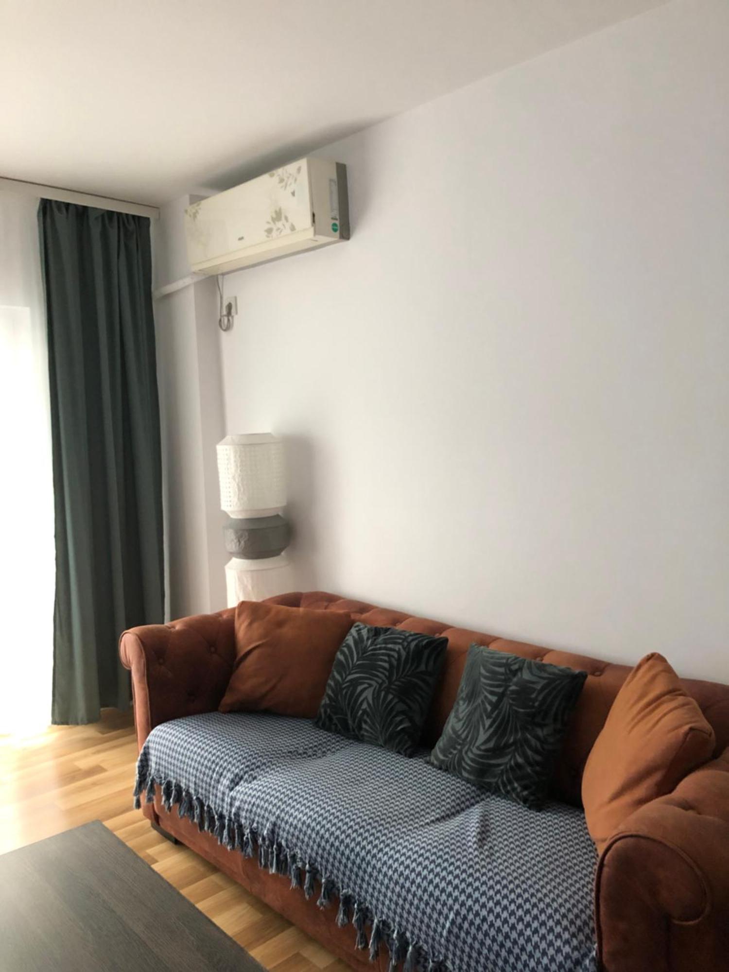 Adrian Home Libra Ploieşti Extérieur photo